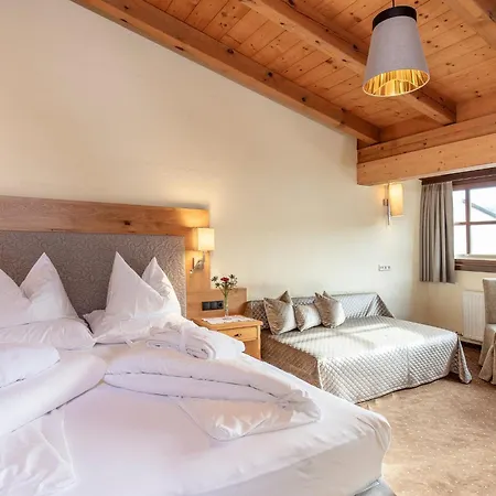 Hotel Hubertus Inkl Summer Card 4*