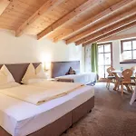 ホテル Hubertus 4*