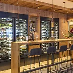 Hubertus Hotel 4*