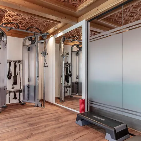 Hubertus Hotel 4*