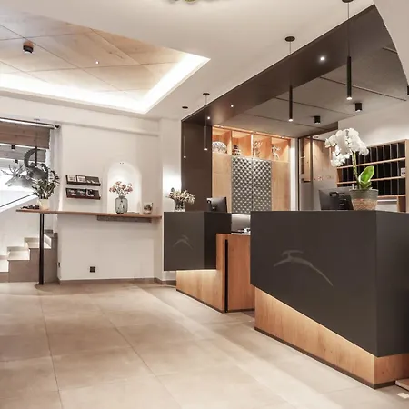 Hubertus Hotel 4*