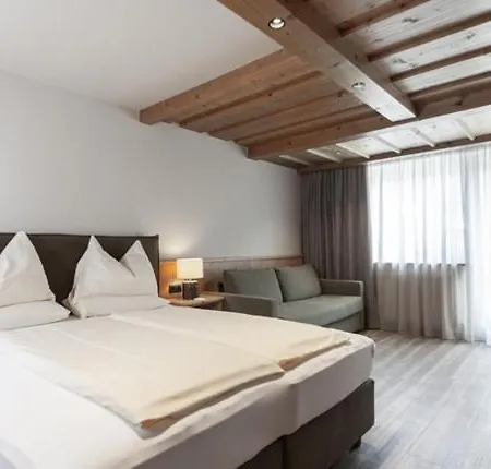 Hubertus Mit Summercard 4* Sölden